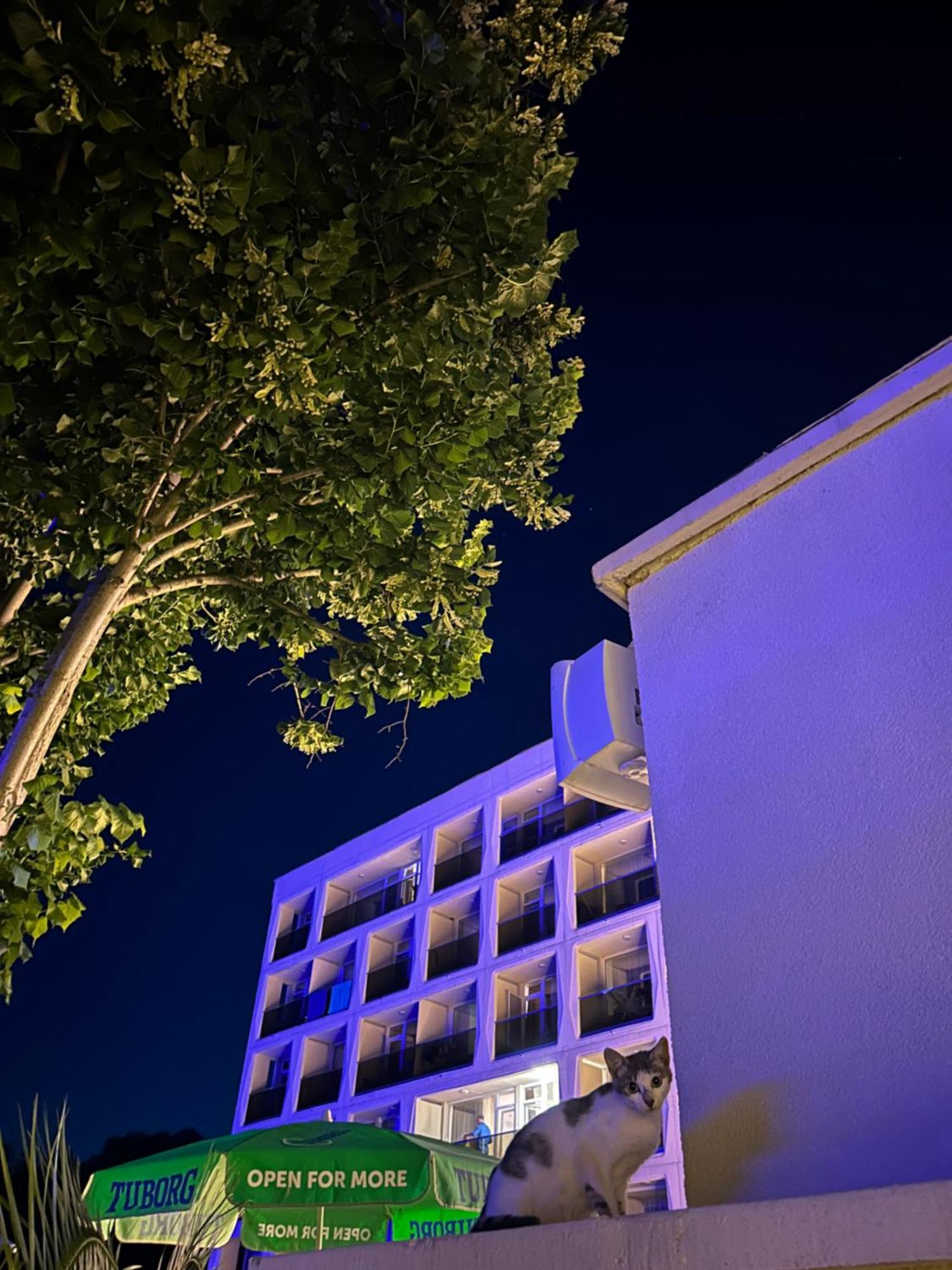 Hotel Agora Neptun Exterior photo